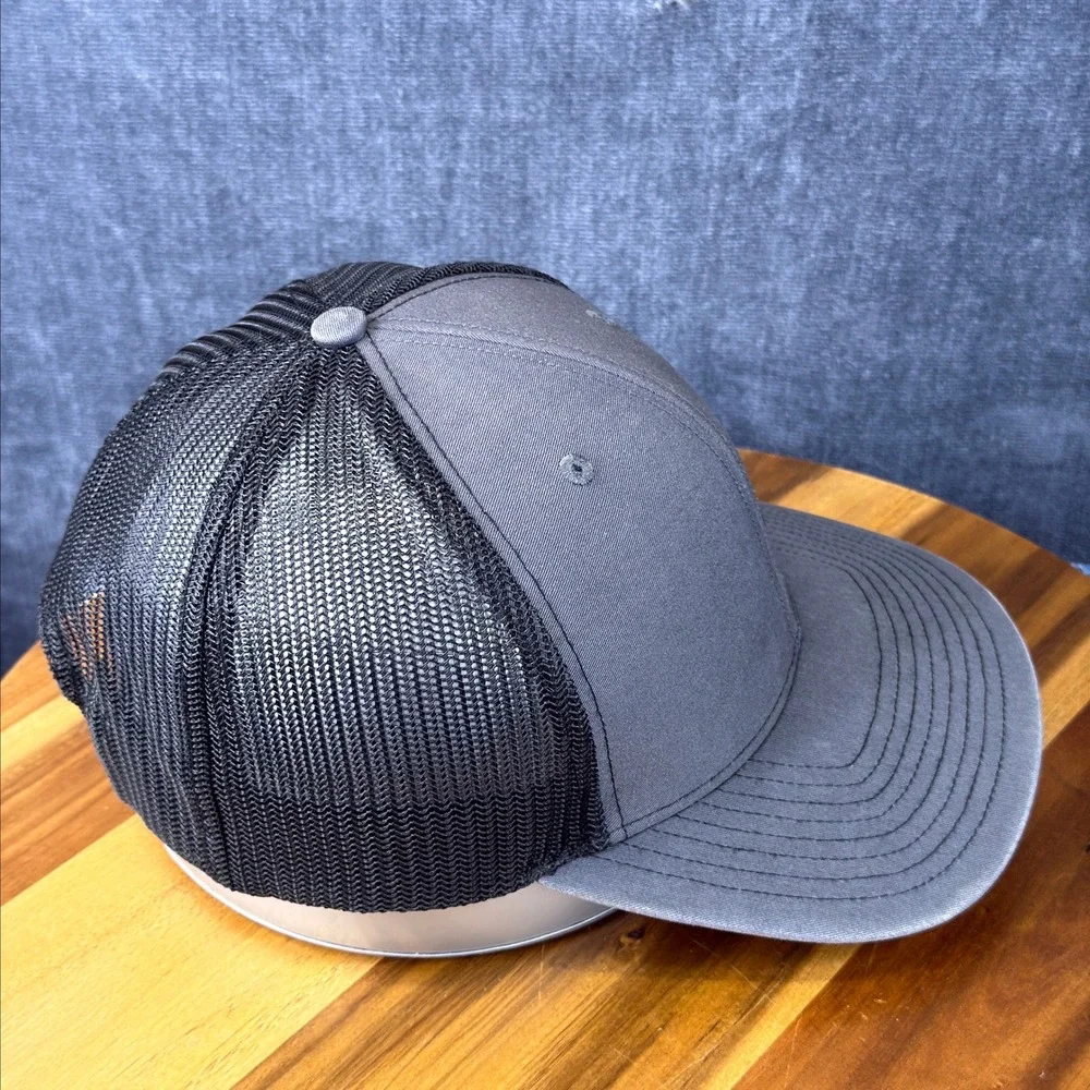 Richardson 112 trucker